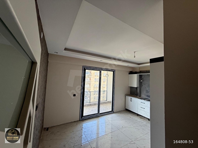 AKSOYDAN ŞEYH ŞAMİLDE 2+1 YATAY MİMARİ ACİL SATILIK DAİRE - Görsel 2