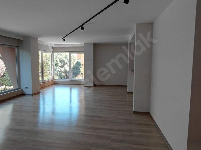 Beşiktaş merkezde Abbasağa park yanı 2+1 kiralık daire net 105m2 - Görsel 10