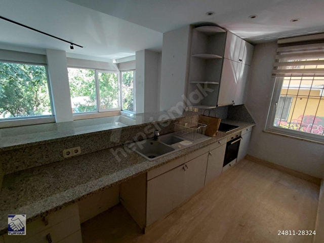 Beşiktaş merkezde Abbasağa park yanı 2+1 kiralık daire net 105m2 - Görsel 20