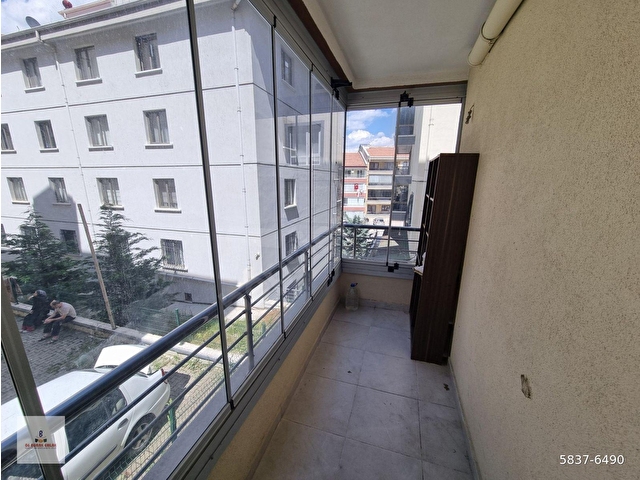 SANCAKTEPEDE 3+1 YÜKSEK GİRİŞ ALTTA DAİRE VAR 2BALKONLU FULL YAPILI - Görsel 25