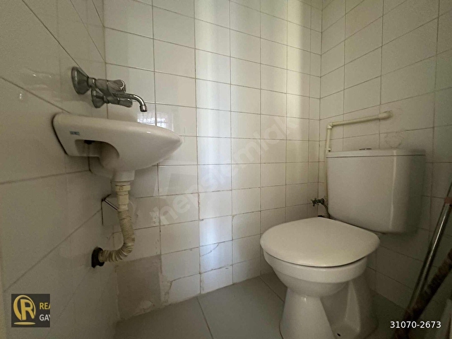 REALİST GAYRİMENKULDEN ATA2 SİTESİNDE 2+1 KİRALIK DAİRE - Görsel 21