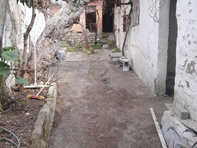 dialog vera san gayrimenkulden izmir bergamada şehir merkezinde müstakil bahçeli ev - Görsel 3