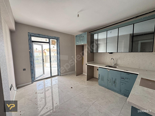 VİPDEN GÜNEŞEVLERDE MERKEZİ KONUM LÜKS YAPILI SATILIK 3+1 DAİRE