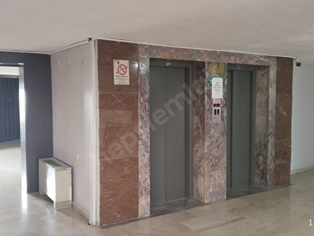 ÖZCAN EMLAK FARKIYLA ÖZÇELİK İŞ MERKEZİNDE KİRALIK OFİS - Görsel 3