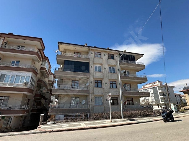 AKSARAY MERKEZ ŞEYH HAMİT MAHALLESİ KİRALIK 3+1 DAİRE