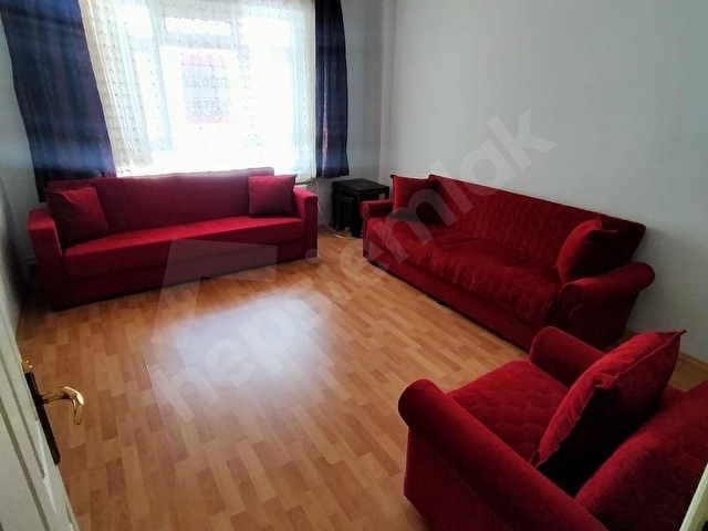 CEBECİDE METROYA 2 DAKİKA 2+1 TEMİZ EŞYALI KİRALIK