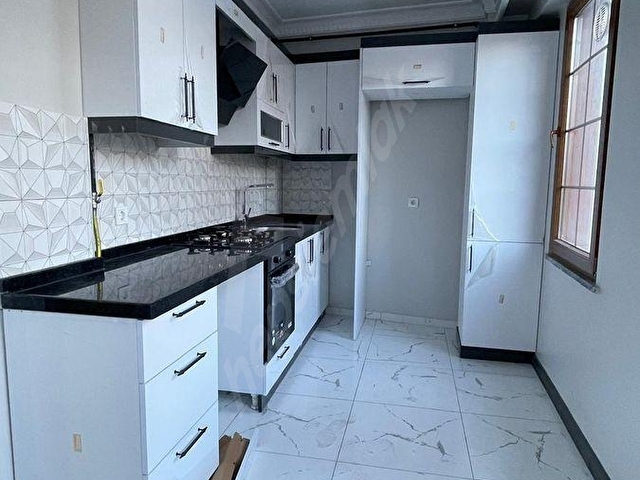 EYÜP SULTANDA EMSALSİZ ASANSÖRLÜ İSKANLI GİRİŞ KAT 2+1 DAİRE - Görsel 20