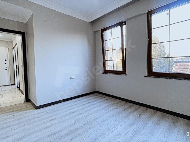 EYÜP SULTANDA EMSALSİZ ASANSÖRLÜ İSKANLI GİRİŞ KAT 2+1 DAİRE - Görsel 26