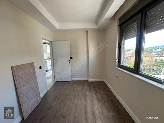 ÜNSALDA SATILIK ARA KAT ASANSÖRLÜ SIFIR 1+1 DAİRE - Görsel 12