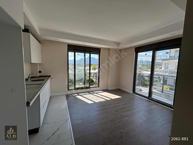 ÜNSALDA SATILIK ARA KAT ASANSÖRLÜ SIFIR 1+1 DAİRE - Görsel 2