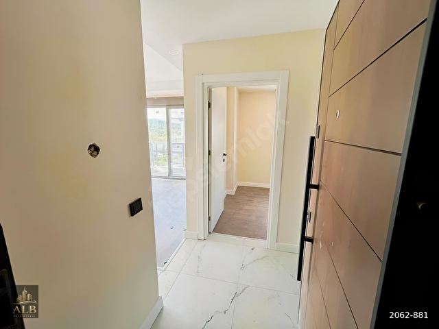 ÜNSALDA SATILIK ARA KAT ASANSÖRLÜ SIFIR 1+1 DAİRE - Görsel 5
