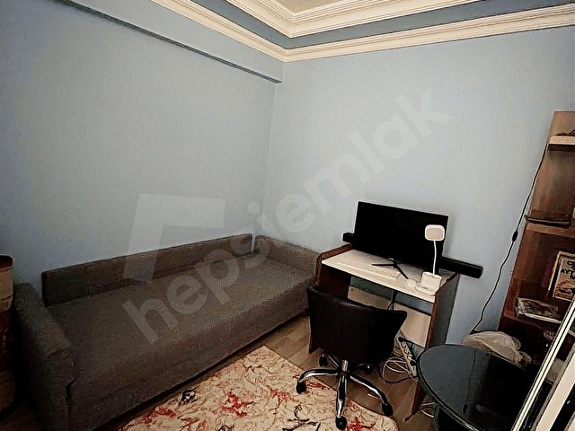ARIKOĞLUNDAN UĞURMUMCU MAH 5.KAT 130M2 N CADDESİ ÜZERİ 3+1 ACİL! - Görsel 8