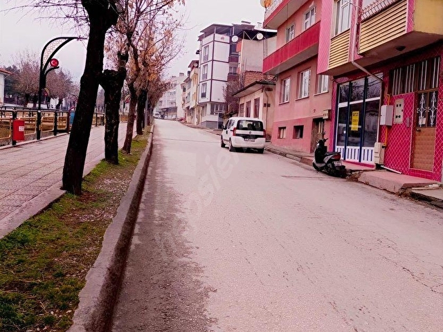 KASTAMONU - TOSYA ŞEH MAH.1+1 SATILIK DAİR - Görsel 2