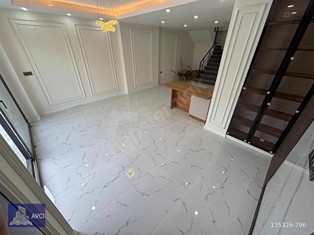 AVCIDAN GÜRE DENİZE 30 MT VE DENİZE İKİNCİ SIRA SIFIR 4+1 VİLLA - Görsel 17