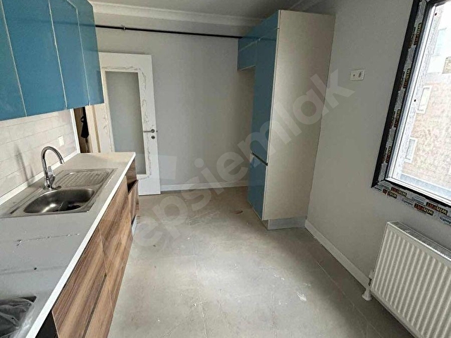 SEGA İSTANBULDA SATILIK 2+1 OTOPARK GÜVENLİKLİ ARAKAT DAİRE - Görsel 9