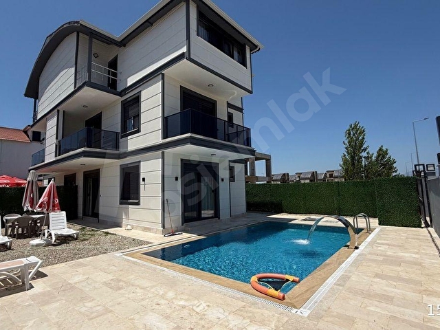 Antalya Belek Lüks 3+1 Villa