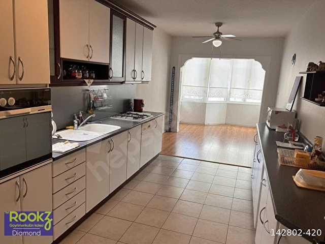 İzmir Karşıyaka Flamingo Sitesinde Satılık Temiz 3+1 Daire - Görsel 8