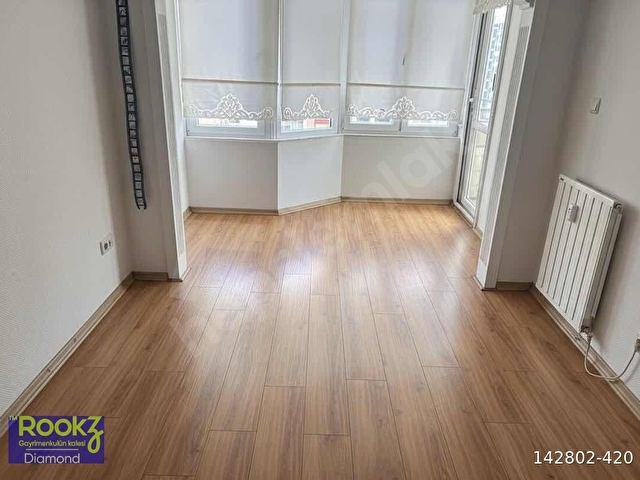 İzmir Karşıyaka Flamingo Sitesinde Satılık Temiz 3+1 Daire - Görsel 9