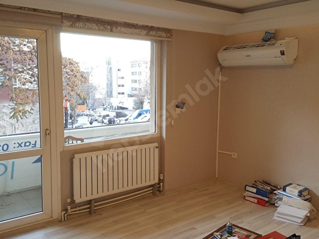KAVAKLIDERE BESTEKAR SOKAK SATILIK DAİRE OTOPARK 1.KAT ÖN 150m2. 4+1 KOMBİLİ - Görsel 8