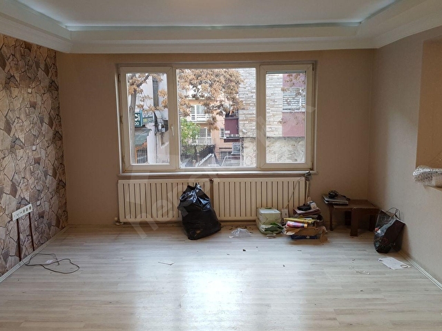 KAVAKLIDERE BESTEKAR SOKAK SATILIK DAİRE OTOPARK 1.KAT ÖN 150m2. 4+1 KOMBİLİ - Görsel 5