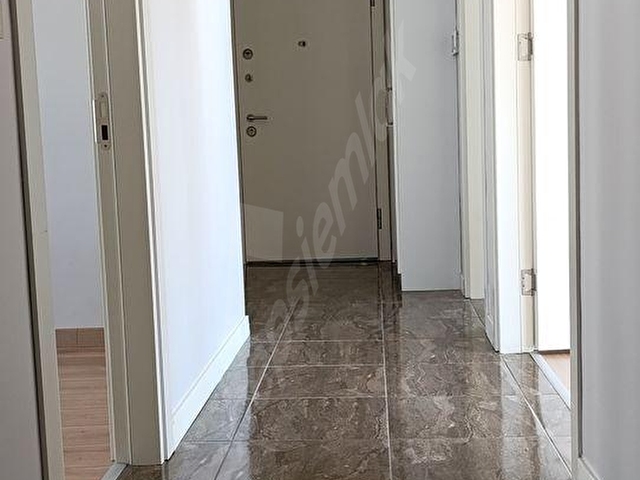 Bostancı Metro istasyonuna çok yakın yeni binada 3+1 kombili - Görsel 28