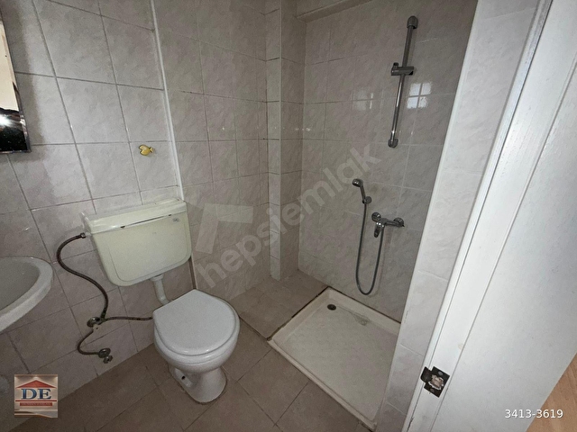 Simge Sitesinde Kiralık 3+1 Daire,Net 120m²,Balkonlu, Otoparklı - Görsel 30