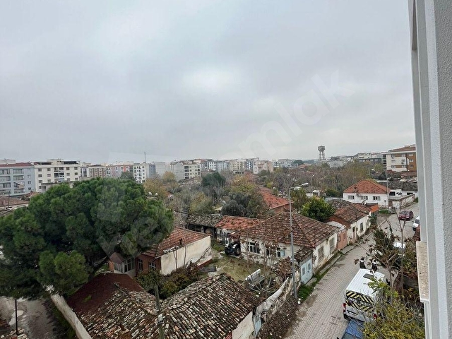 ÇÖZÜM EMLAKTAN MURADİYEDE 2+1 KAPALI MUTFAKLI KİRALIK DAİRE - Görsel 12