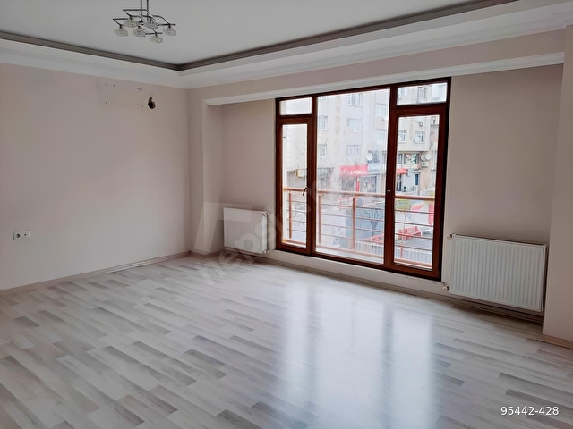 BAYRAMPAŞA ALTINTEPSİ MAHALLESİ KARLI SOKAK 2+1 KİRALIK DAİRE ! - Görsel 2