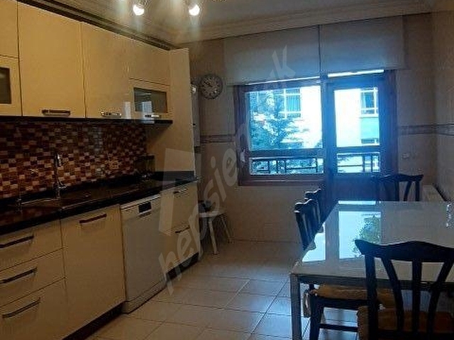 KAVAKLIDERE, TUNALI-GÜVENLİK CAD.  YAKINI , MOBİLYALI, KOMBİLİ - Görsel 9