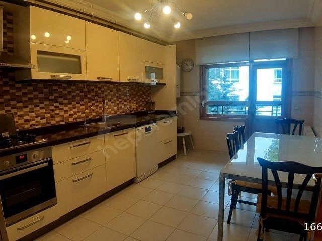 KAVAKLIDERE, TUNALI-GÜVENLİK CAD.  YAKINI , MOBİLYALI, KOMBİLİ - Görsel 4
