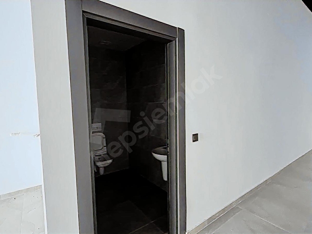 MARANGOZLAR SANAYİİ FORUM PLAZADA KİRALIK 100 M2 PRESTİJ DÜKKAN - Görsel 22