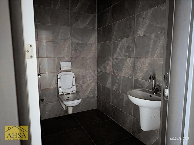 MARANGOZLAR SANAYİİ FORUM PLAZADA KİRALIK 100 M2 PRESTİJ DÜKKAN - Görsel 17