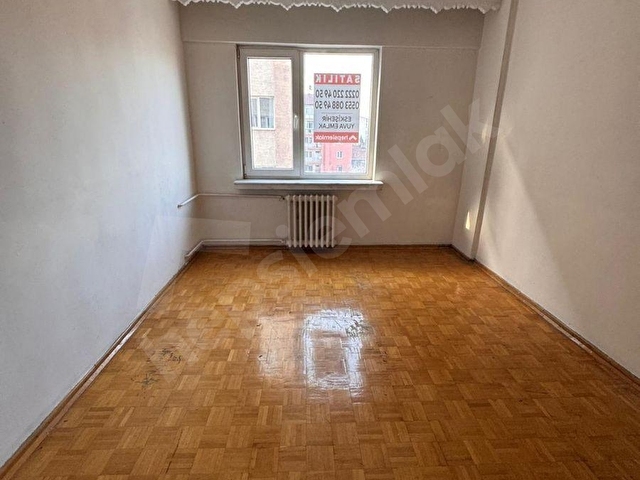 YUNUS EMRE CAD.ÜZERİ 145 m² ORTA BAKIMLI KİRALIK 3+1 DAİRE - Görsel 15