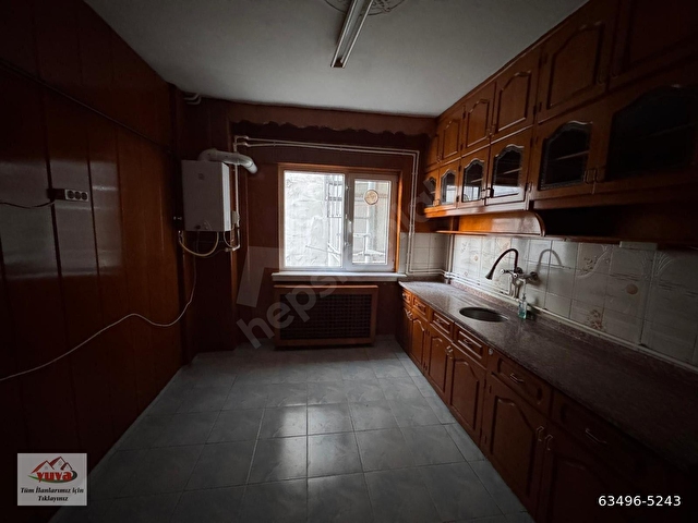 YUNUS EMRE CAD.ÜZERİ 145 m² ORTA BAKIMLI KİRALIK 3+1 DAİRE - Görsel 3