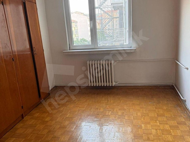 YUNUS EMRE CAD.ÜZERİ 145 m² ORTA BAKIMLI KİRALIK 3+1 DAİRE - Görsel 24