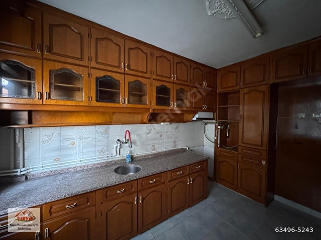 YUNUS EMRE CAD.ÜZERİ 145 m² ORTA BAKIMLI KİRALIK 3+1 DAİRE - Görsel 2