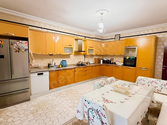 BARAK EMLAKTAN ANA CADDE ÜZERİ SATILIK 4+1 DAİRE - Görsel 16