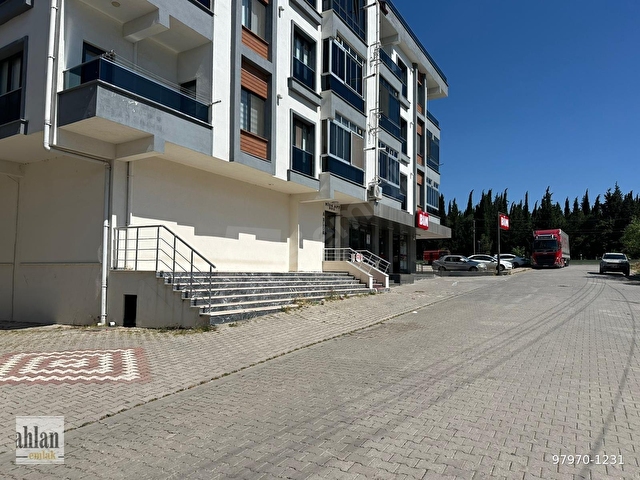 ŞAHLAN EMLAKTAN KURUMSAL KİRACILI 571M2 YENİ BİNA SATILIK DÜKKAN - Görsel 12