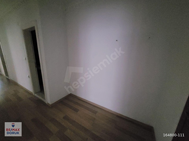 ŞEHİR MERKEZİNDE RESMİ KURUMLARA YÜRÜME MESAFESİNDE 3+1 - Görsel 19