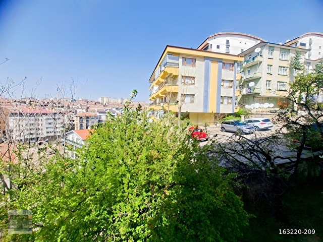 kalaba mahallesinde 2+1 ön cephe 90m2