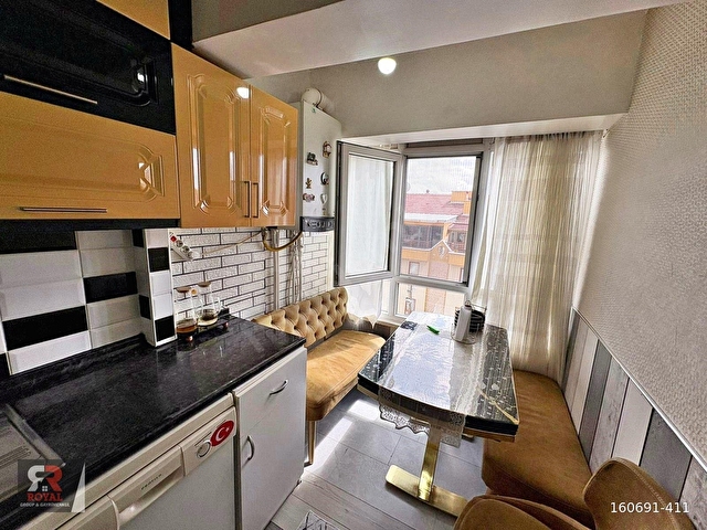 BAĞCI CD ÜZERİ MANZARALI KİLERLİ YAPILI 4+1 SATILIK DAİRE - Görsel 9