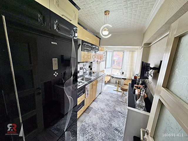 BAĞCI CD ÜZERİ MANZARALI KİLERLİ YAPILI 4+1 SATILIK DAİRE - Görsel 10