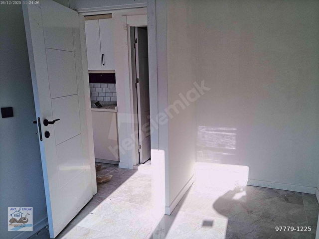 BORNOVA EGE ÜNİVERSİTESİ KARŞISI 50 M2 1+1 SIFIR KİRALIK DAİRE - Görsel 4