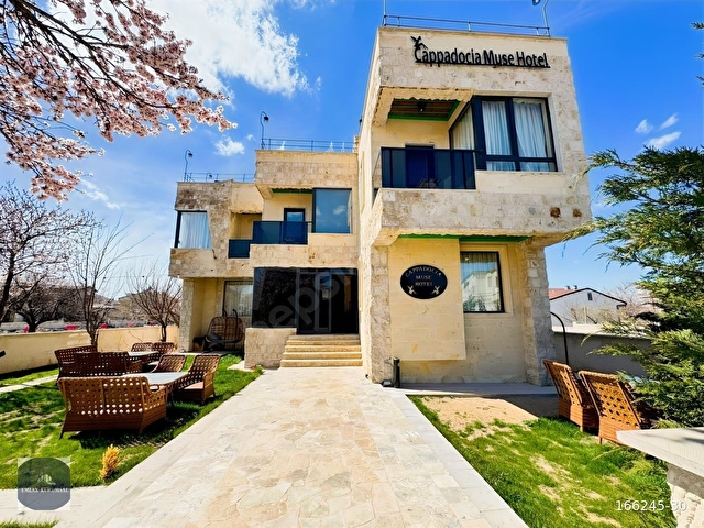 EMLAK KURUMSALDAN UÇHİSARDA SATILIK BUTŞK OTEL.