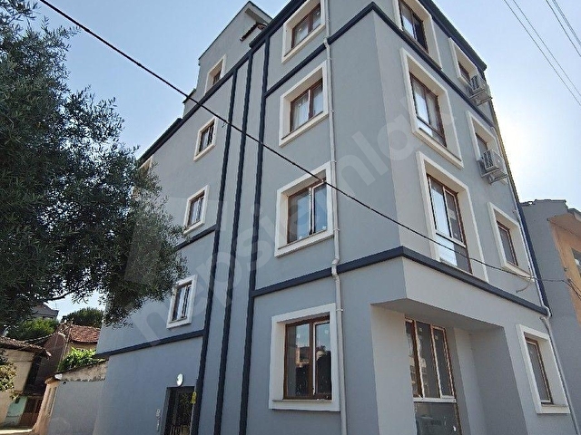 Beyaz Emlak tan Emmioğlu mahallesi çarşı içinde 4.kat 55 mkare asansörlü Yeni bina ACİL satılık. - Görsel 16