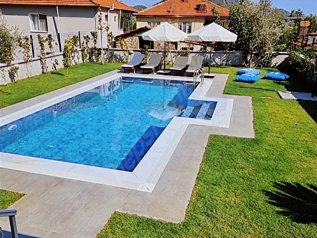 GÖCEK DE MÜSTAKİL BAHÇE VE HAVUZLU KAPALI GARAJLI 4+1 VİLLA - Görsel 6