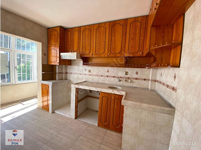 REMAX PİNDEN AYDIN İNCİRLİOVADA SATILIK KOMPLE FIRSAT BİNA - Görsel 6