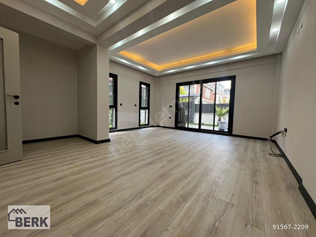 BERK EMLAKTAN MİTHATPAŞA MH. SATILIK 5+1 TRİPLEKS SIFIR VİLLA - Görsel 7