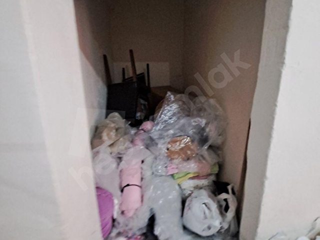 Eminden,Nişancı,Dükkan,Konfeksiyon Atölyesi - Görsel 4