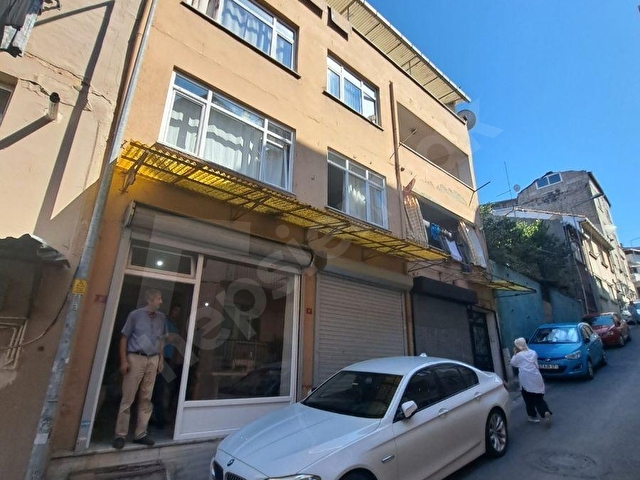 Eminden,Nişancı,Dükkan,Konfeksiyon Atölyesi - Görsel 7